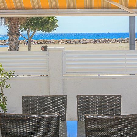 Litoral Costa Dorada - Villa Laura II Only Families 坎布里尔斯 外观 照片