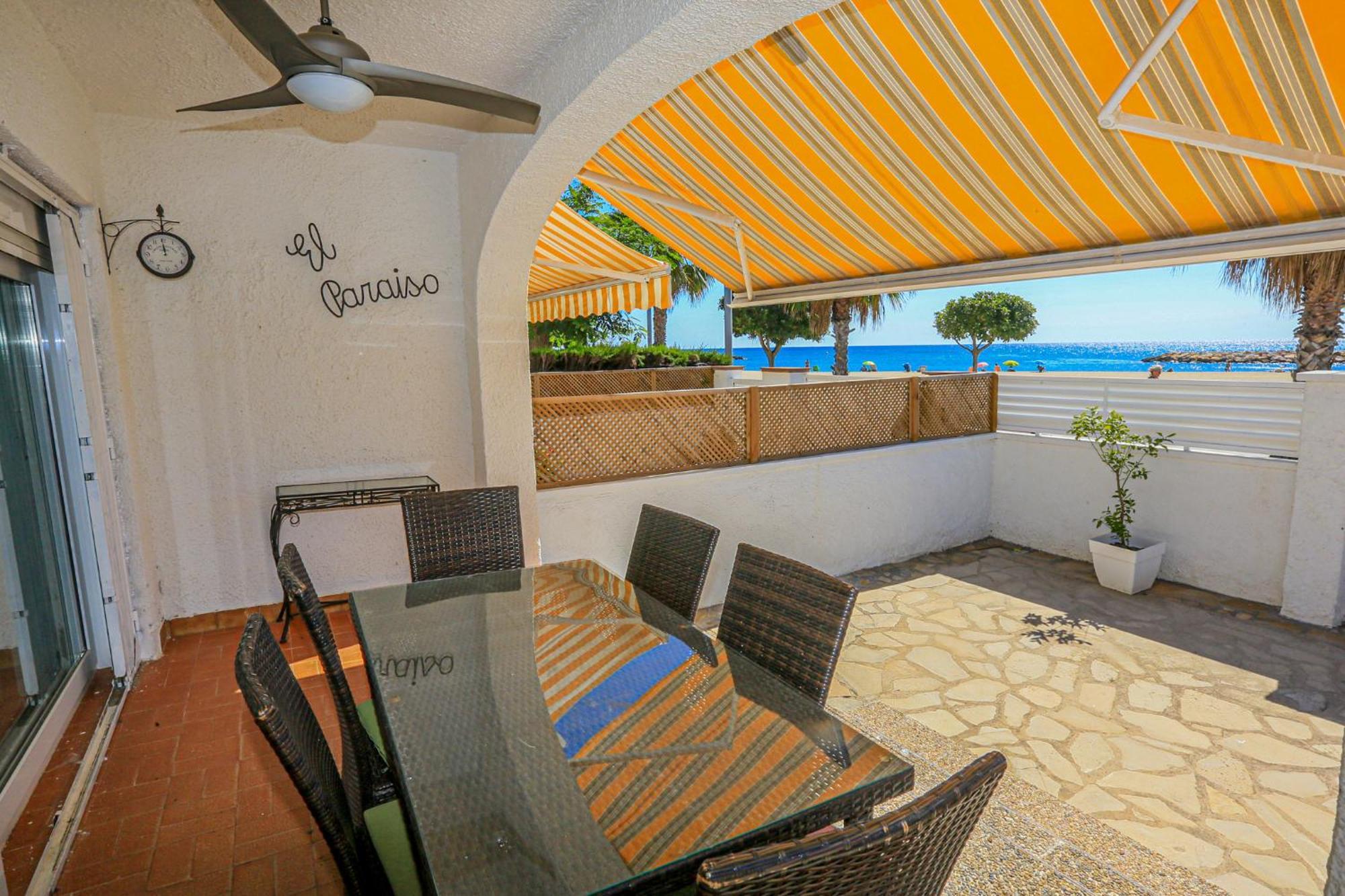 Litoral Costa Dorada - Villa Laura II Only Families 坎布里尔斯 外观 照片